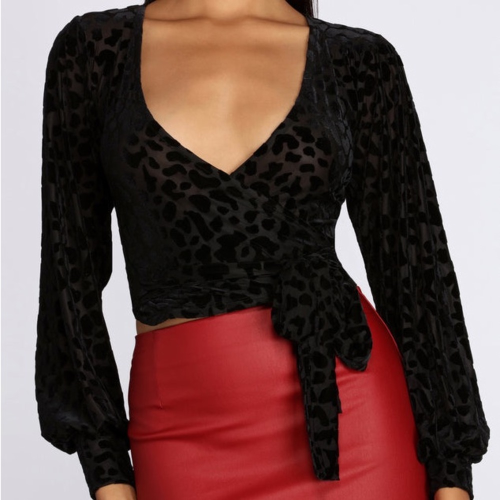 Windsor black cheetah crop top